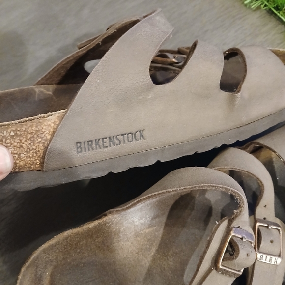 Birkenstock Size 41 - Picture 10 of 10